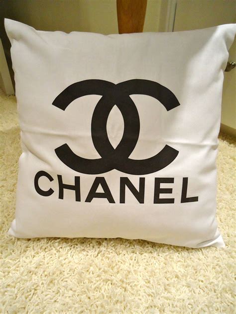 chanel pillow throws